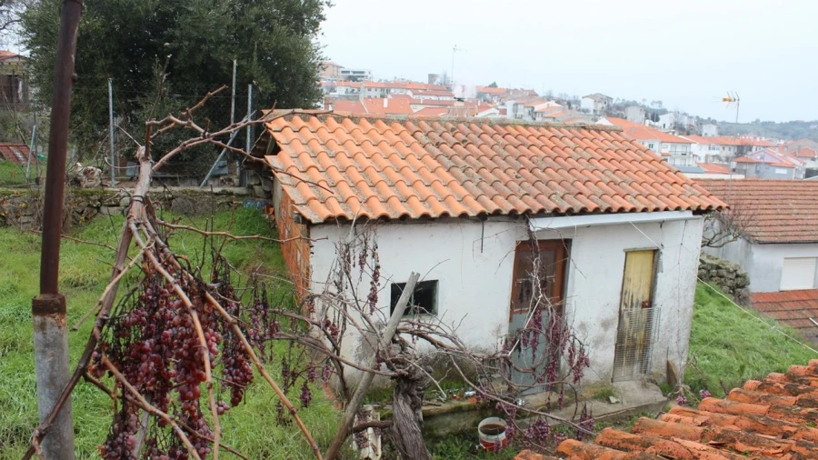 Moradia T3 para Venda em Miranda do Douro