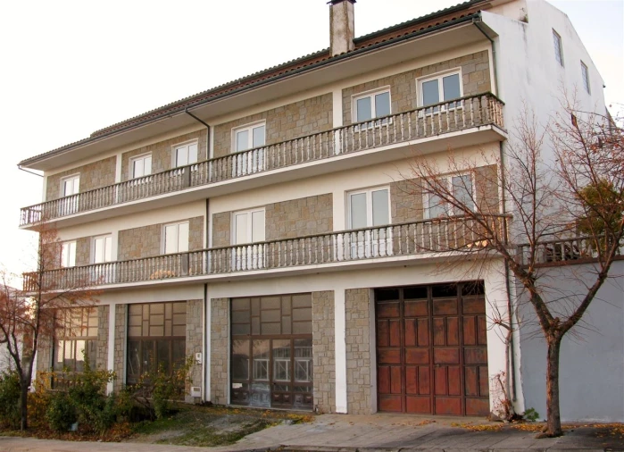 Prédio para Venda em Sendim e Atenor Foto 3