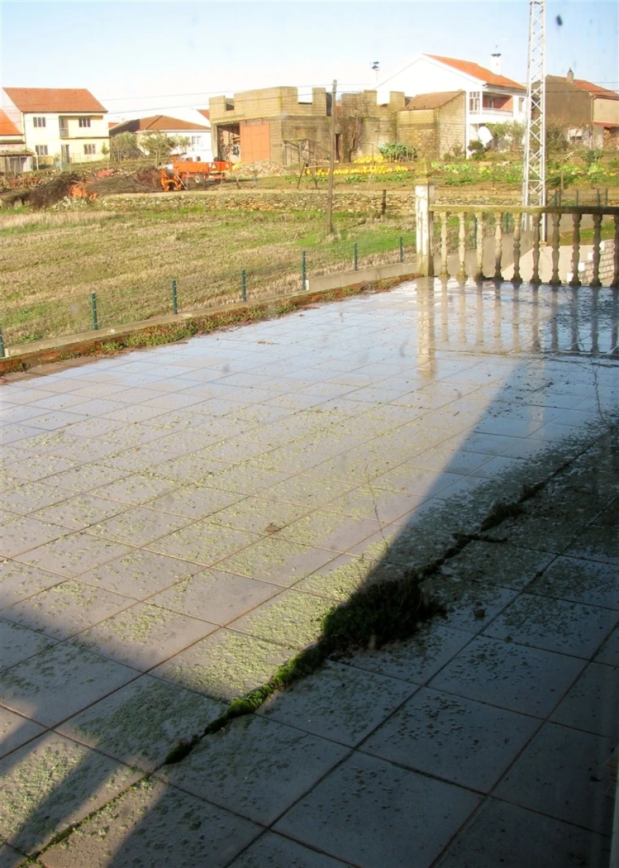 Prédio para Venda em Sendim e Atenor Foto 12