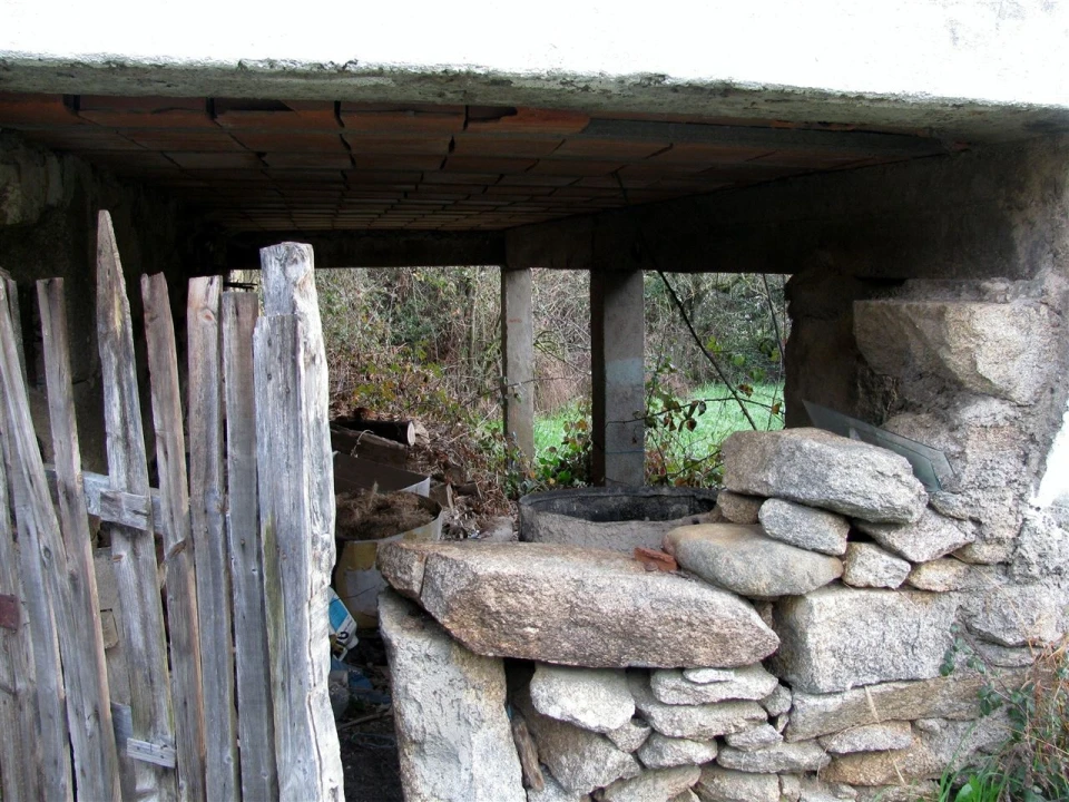 Moradia T0 para Venda em Duas Igrejas Foto 3