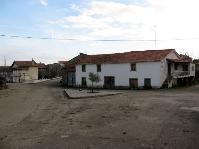 Moradia T0 para Venda em Duas Igrejas Foto 20