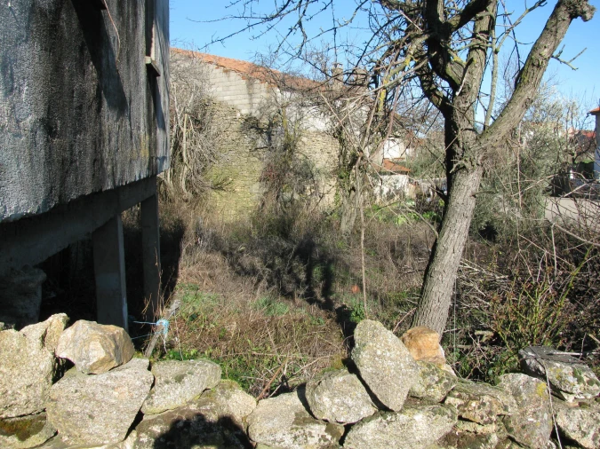 Moradia T0 para Venda em Duas Igrejas Foto 4