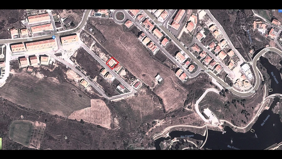 Terreno para Venda em Miranda do Douro
