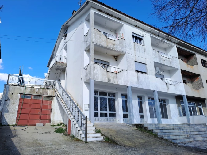 Prédio para Venda em Miranda do Douro Foto 3