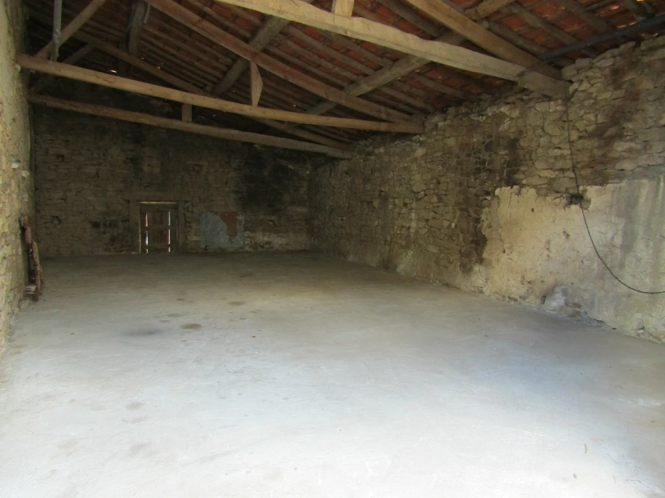 Moradia T3 para Venda em Malhadas Foto 21