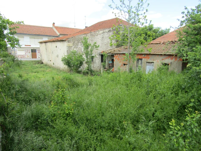 Moradia T3 para Venda em Malhadas Foto 4