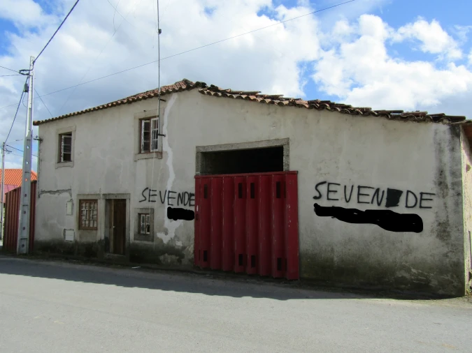 Moradia T3 para Venda em Malhadas Foto 9