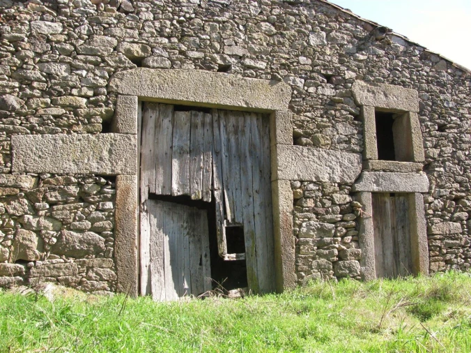 Prédio para Venda em Picote Foto 4