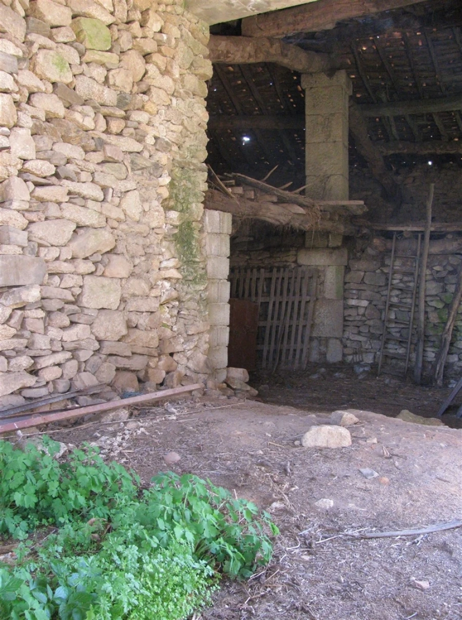 Prédio para Venda em Picote Foto 2