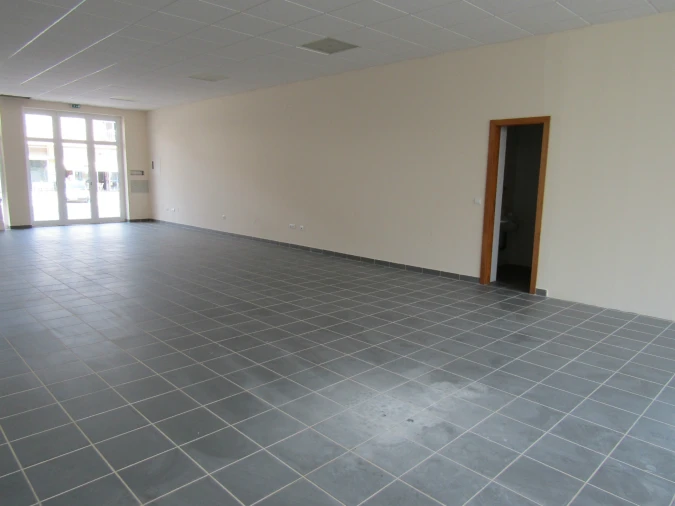 Loja para Arrendamento em Miranda do Douro Foto 9