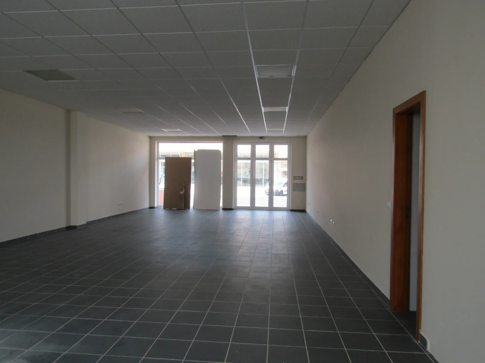 Loja para Arrendamento em Miranda do Douro Foto 16