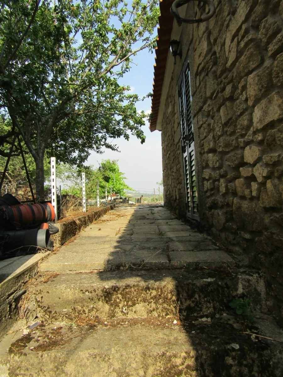 Quinta T3 para Venda em Caçarelhos e Angueira Foto 10