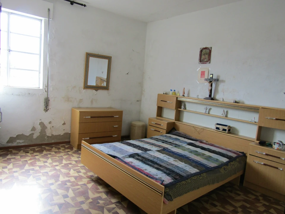 Moradia T4 para Venda em Palaçoulo Foto 12