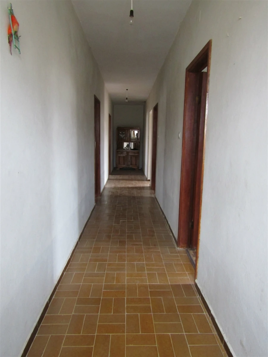 Moradia T4 para Venda em Palaçoulo Foto 9