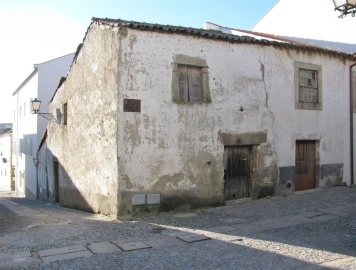 Moradia T3 para Venda em Miranda do Douro