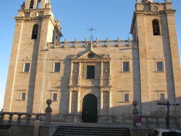 Moradia T3 para Venda em Miranda do Douro