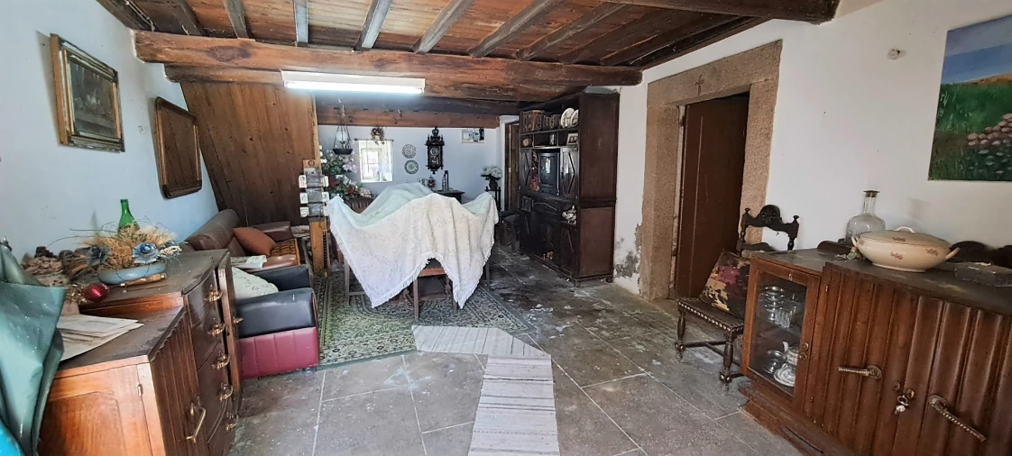 Moradia T6 para Venda em Genisio Foto 16