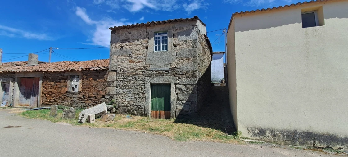 Moradia T6 para Venda em Genisio Foto 48