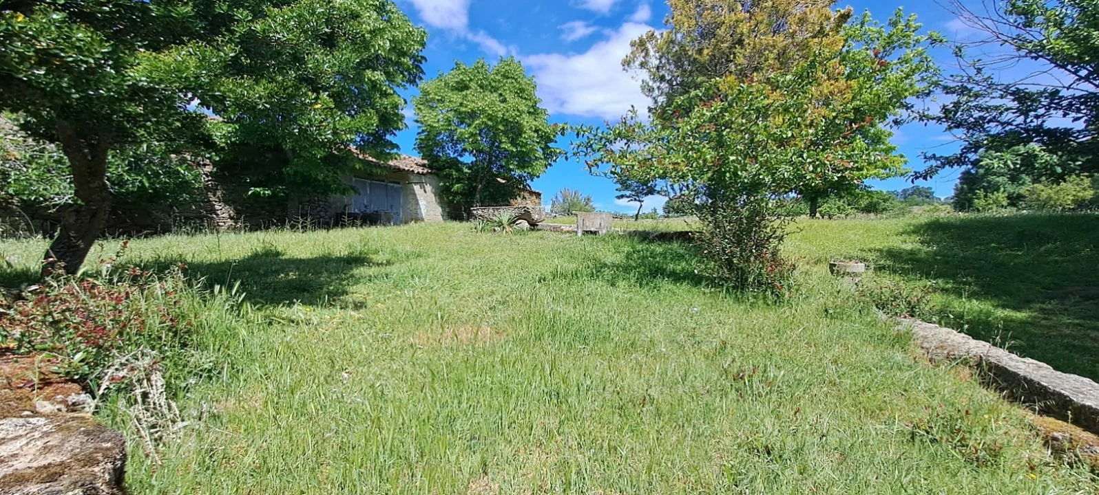 Moradia T6 para Venda em Genisio Foto 42