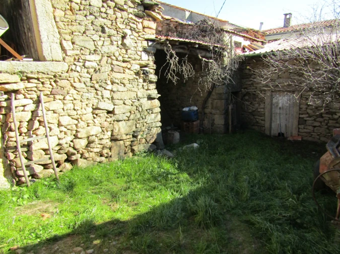 Moradia T0 para Venda em Picote