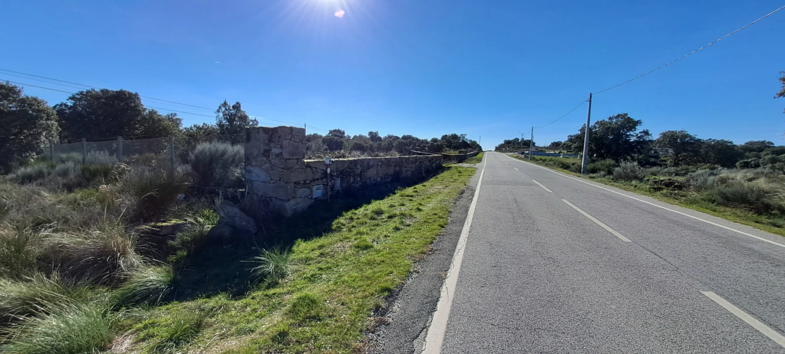 Terreno para Venda em Miranda do Douro Foto 18