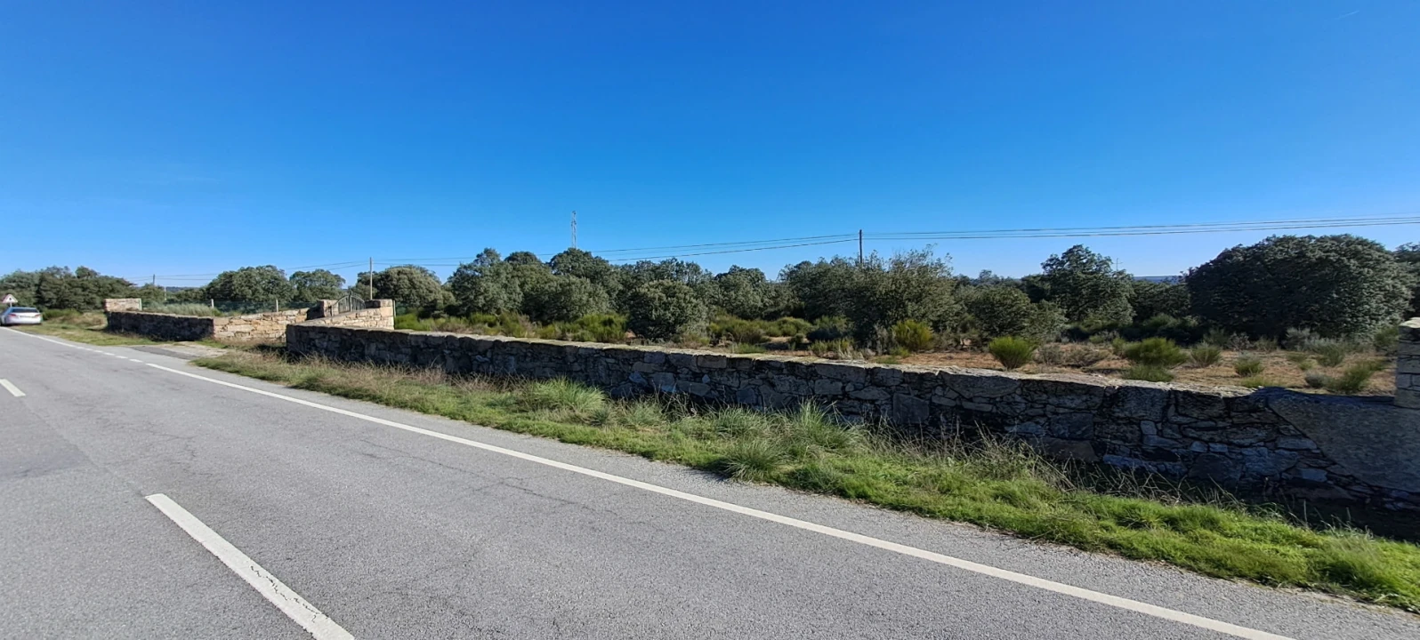 Terreno para Venda em Miranda do Douro Foto 3