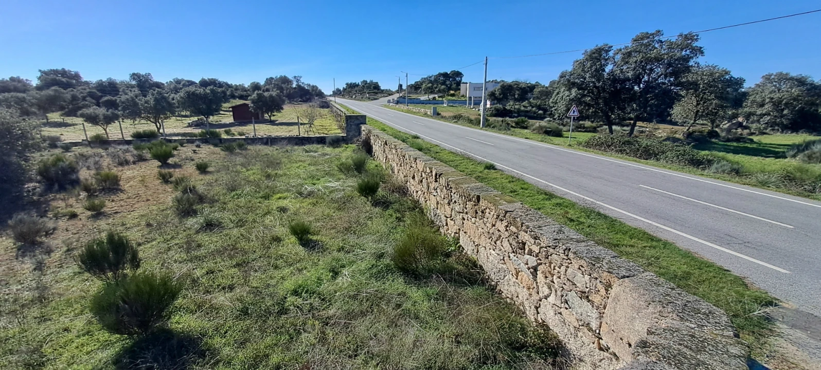 Terreno para Venda em Miranda do Douro Foto 8