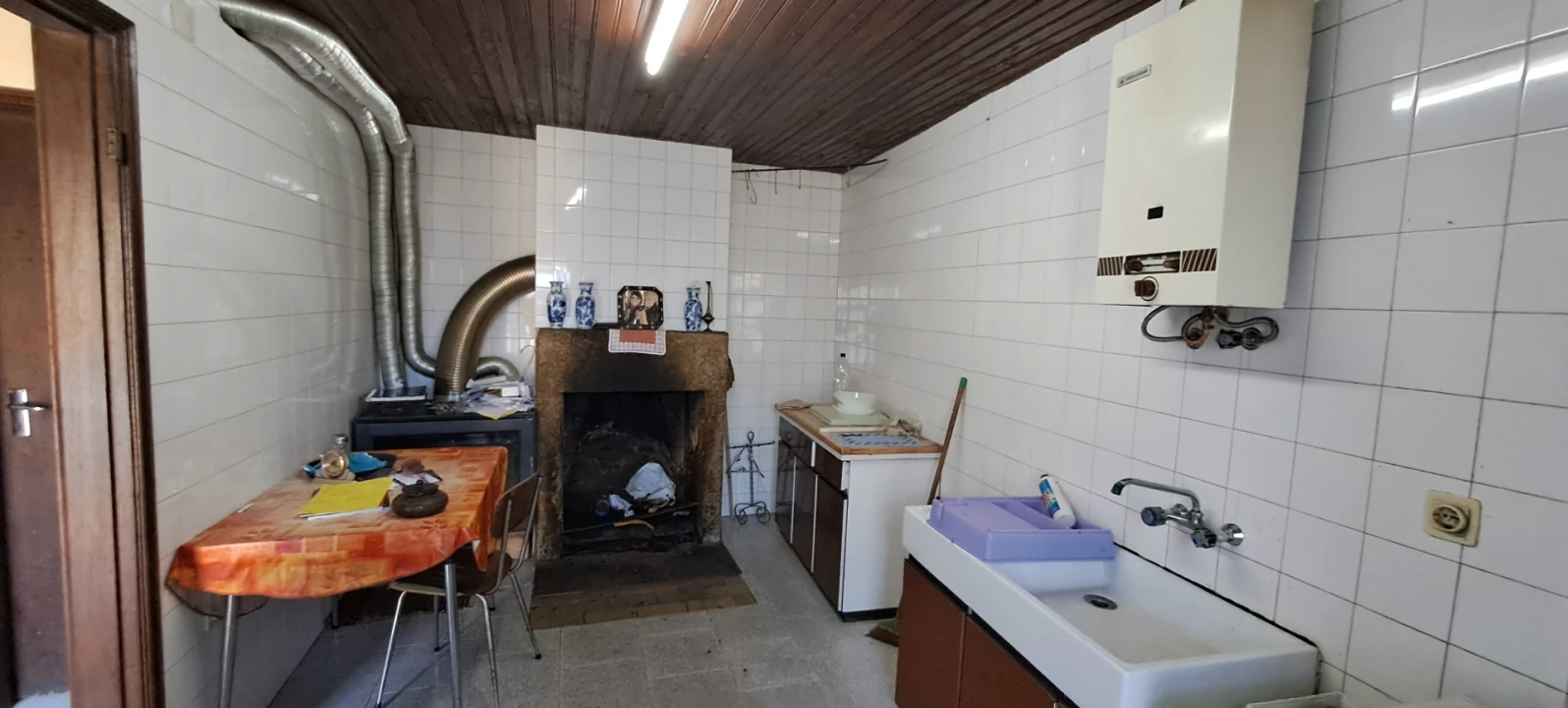 Moradia T3 para Venda em São Martinho de Angueira Foto 9