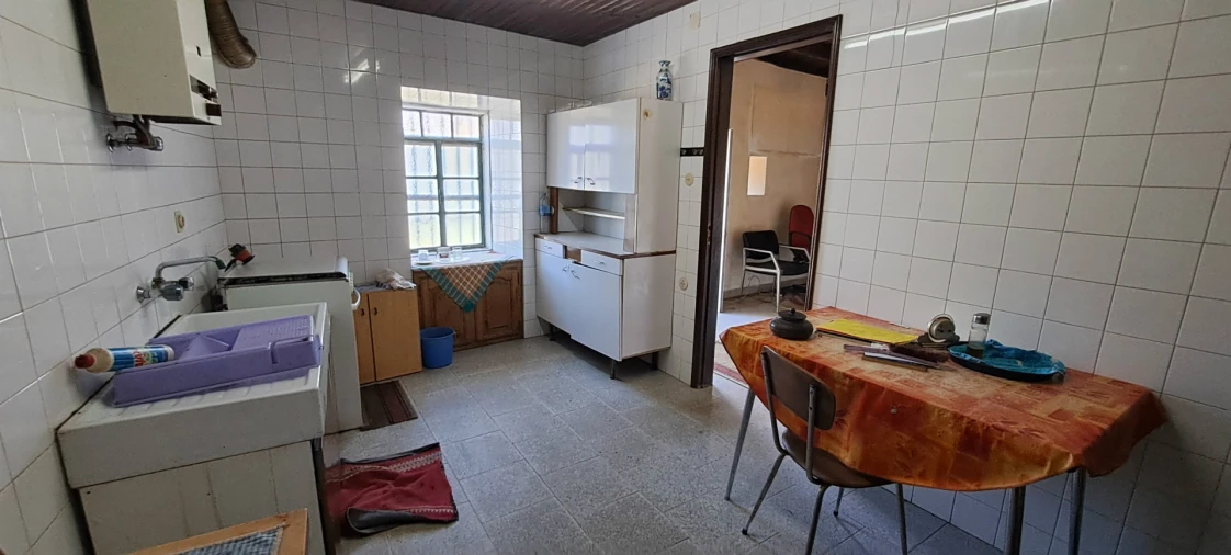 Moradia T3 para Venda em São Martinho de Angueira Foto 8