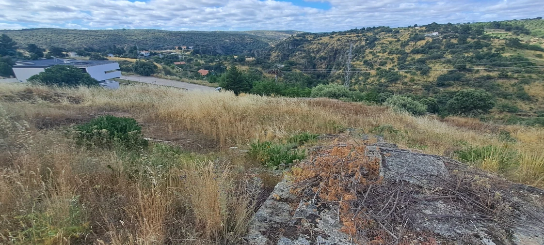Terreno para Venda em Miranda do Douro Foto 11