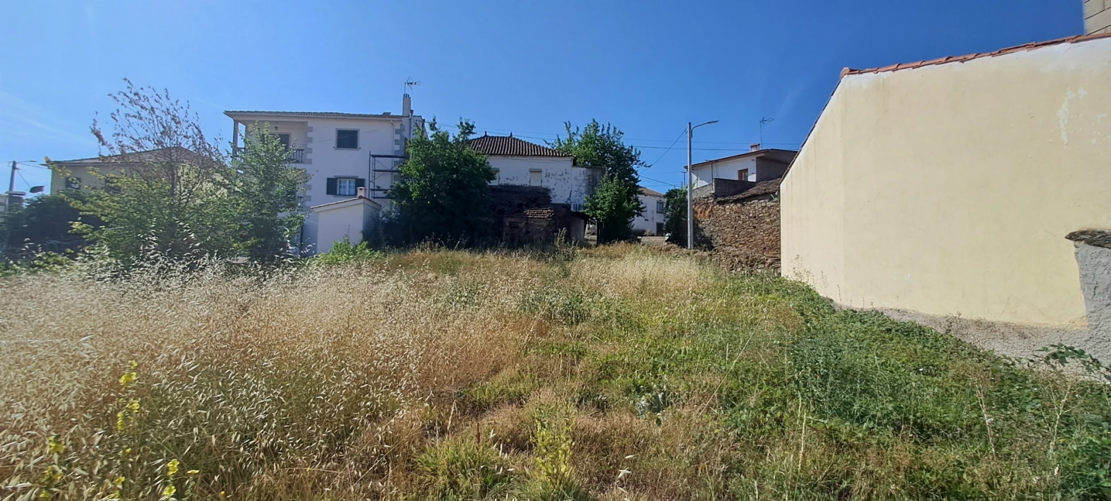 Moradia T4 para Venda em São Martinho de Angueira Foto 12