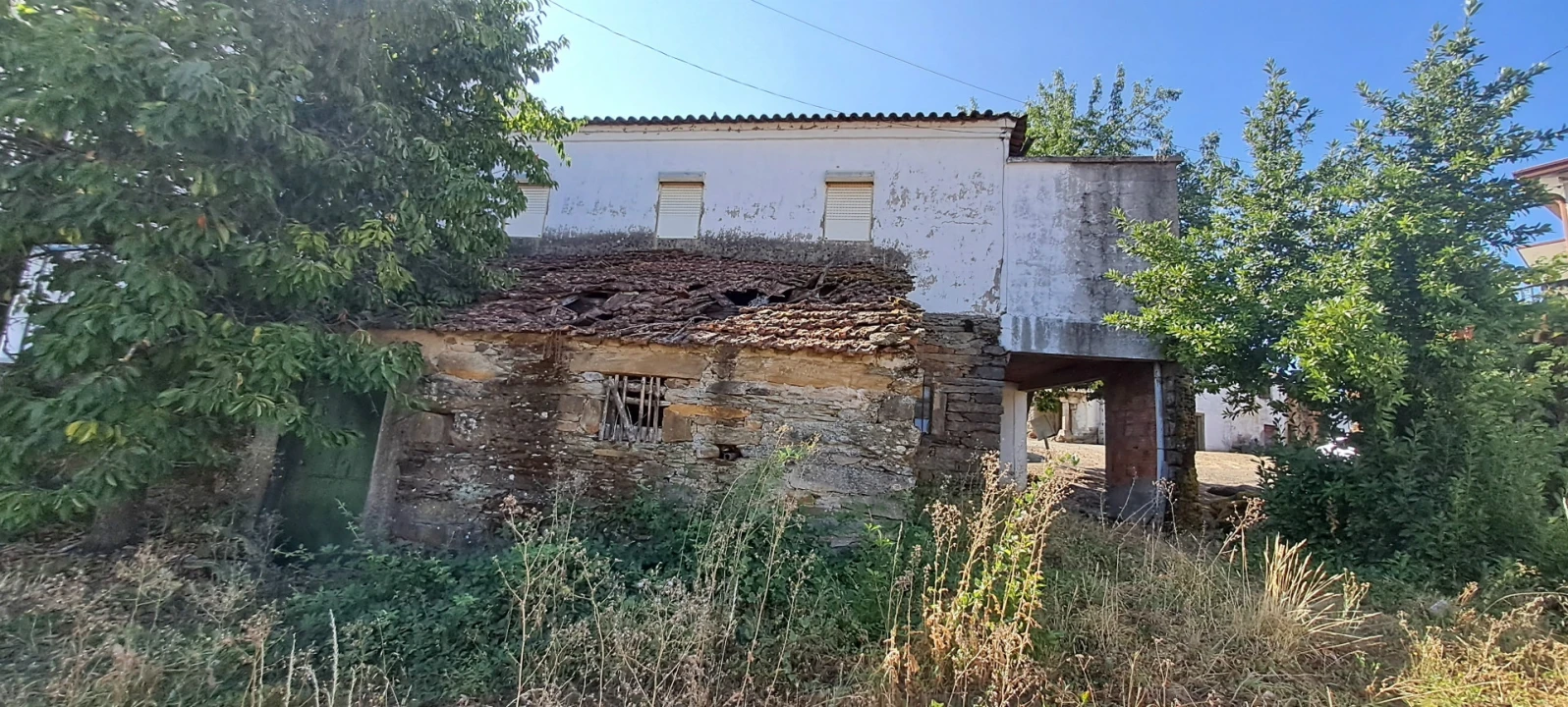 Moradia T4 para Venda em São Martinho de Angueira Foto 10