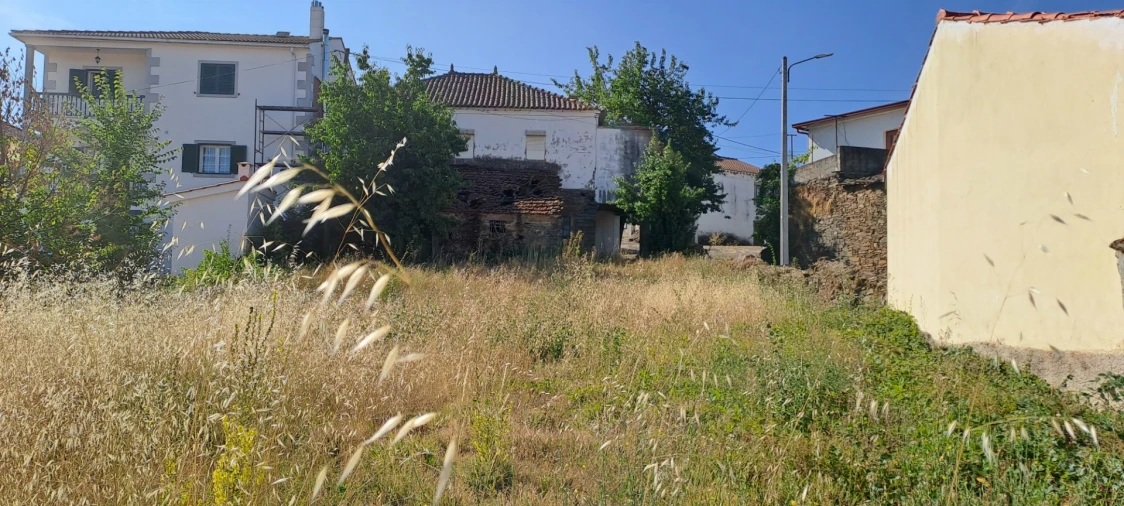 Moradia T4 para Venda em São Martinho de Angueira Foto 11