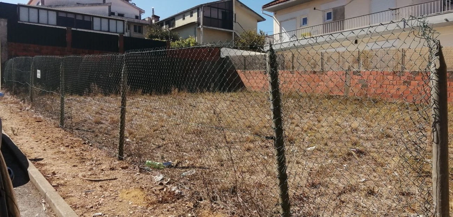 Terreno para Venda em Ramada e Caneças Foto 2