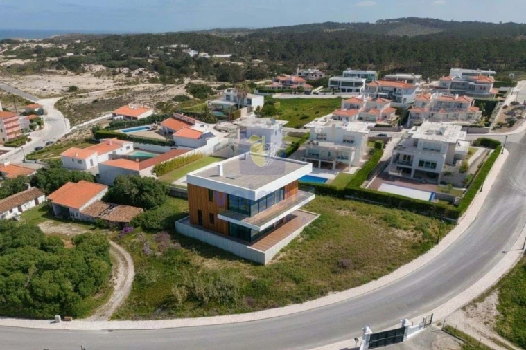 Terreno para Venda em Amoreira Foto 18