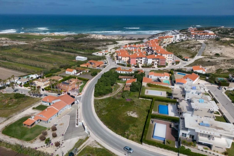 Terreno para Venda em Amoreira Foto 6