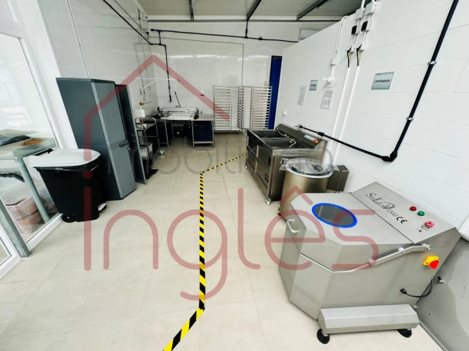 Armazém para Venda em Marvila, Ribeira Santarém, São Salvador, São Nicolau Foto 26