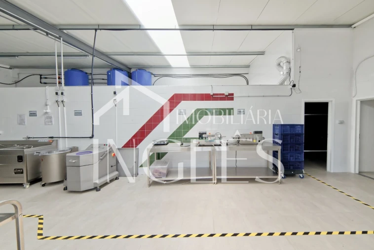 Armazém para Venda em Marvila, Ribeira Santarém, São Salvador, São Nicolau Foto 11