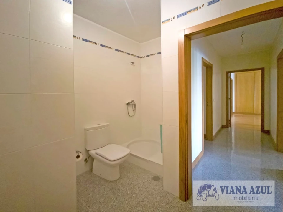 Apartamento T3 para Venda em Areosa Foto 21