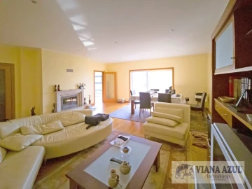 Apartamento T3 para Venda em Areosa