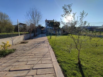Moradia T4 para Venda em Eiras e São Paulo de Frades