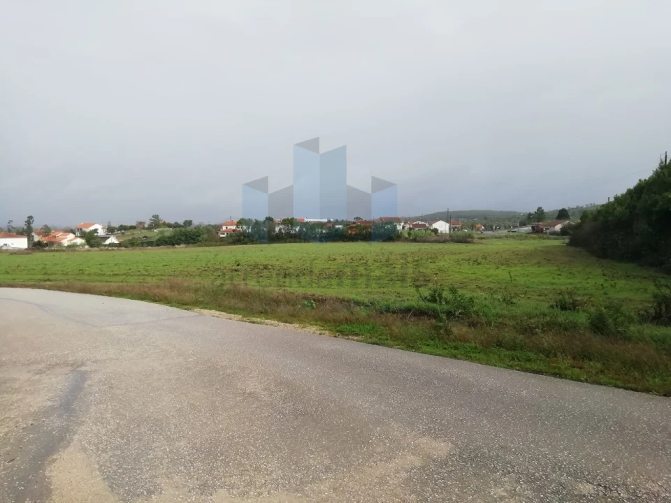 Terreno para Venda em Vila Nova de Anços Foto 1
