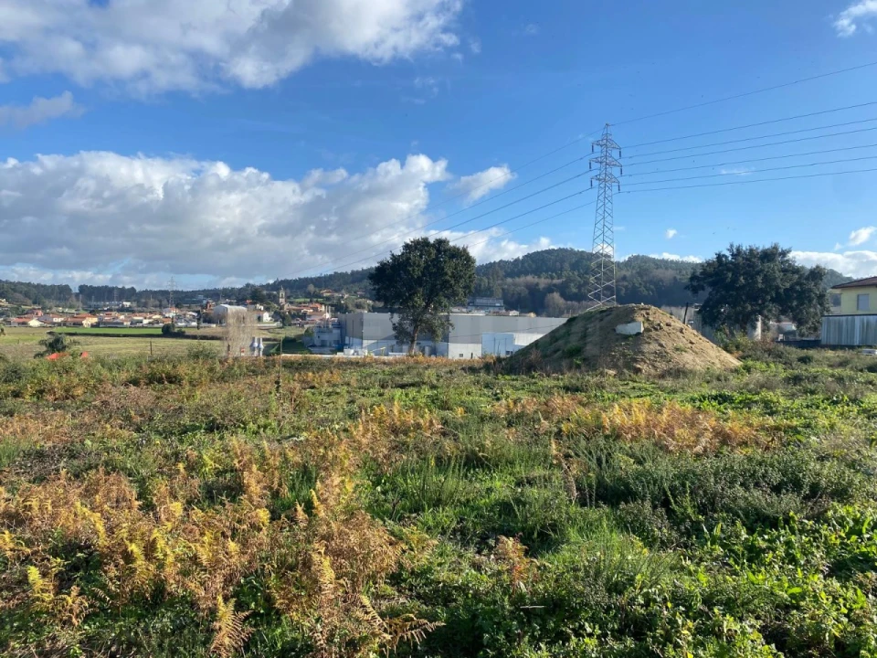 Terreno para Venda em Gondifelos, Cavalões e Outiz Foto 6