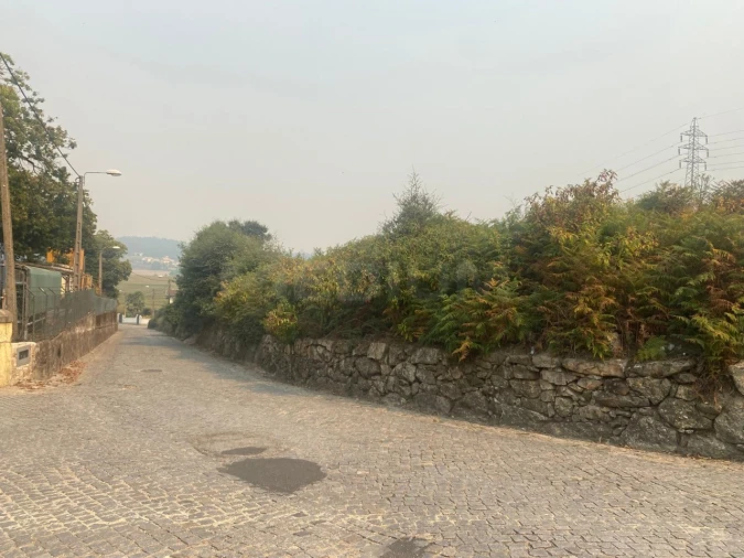 Terreno para Venda em Gondifelos, Cavalões e Outiz Foto 1