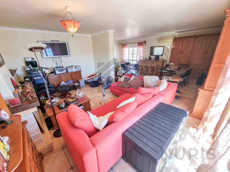 Apartamento T4 para Venda em Portimão Foto 2
