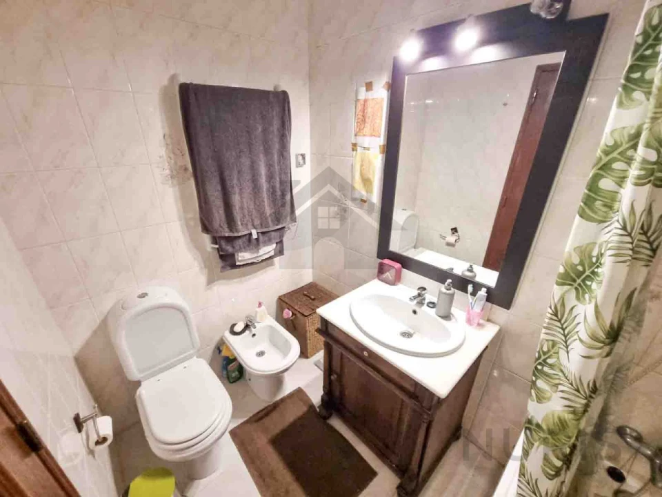 Apartamento T4 para Venda em Portimão Foto 16