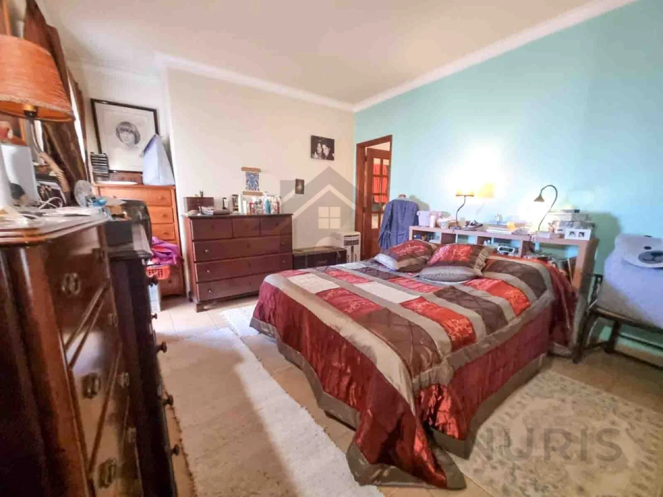 Apartamento T4 para Venda em Portimão Foto 18