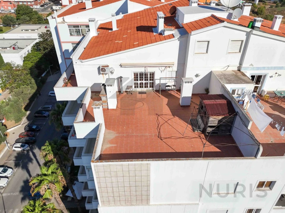 Apartamento T4 para Venda em Portimão Foto 35