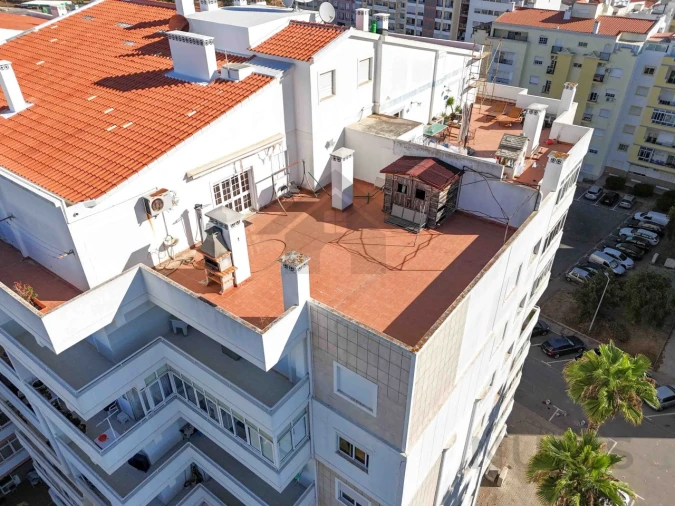 Apartamento T4 para Venda em Portimão Foto 37