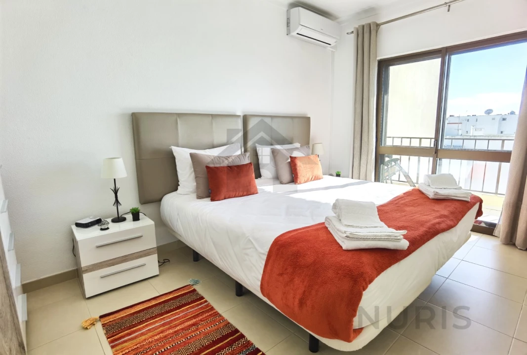 Apartamento T1 para Arrendamento férias em Portimão Foto 2